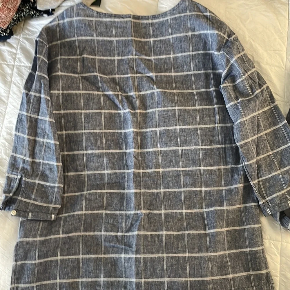 Blue Top - Picture 5 of 5